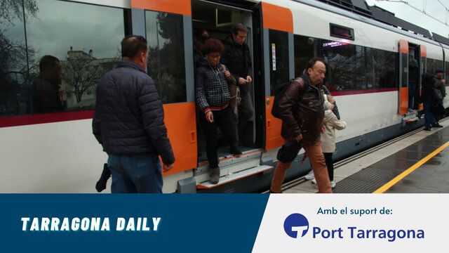 Usuaris tren renfe estació
